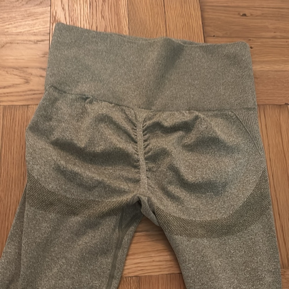 Green compression leggings - Picture 3 of 4